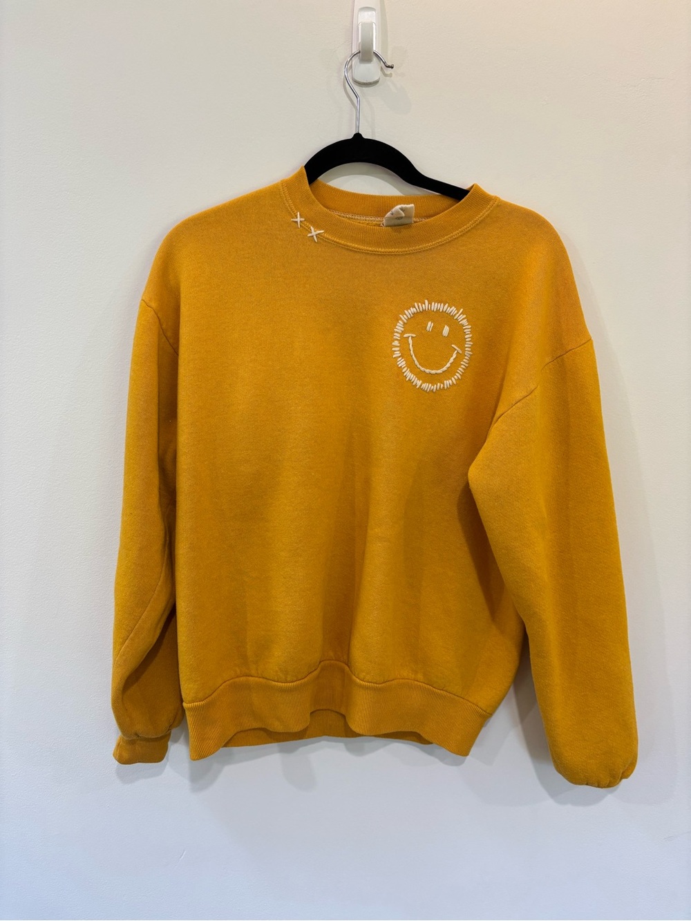 NEW I STOLE MY BOYFRIEND'S SHIRT Embroidered smiley sweatshirt